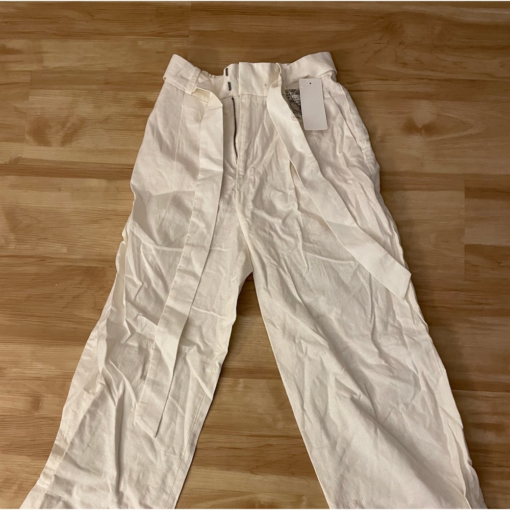 Uniqlo Belted Woven Wide Pants
